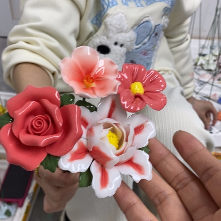 摆件陶瓷材料加工