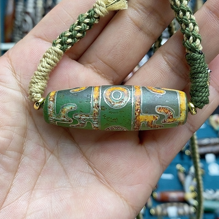 玛瑙/玉髓颈饰合金