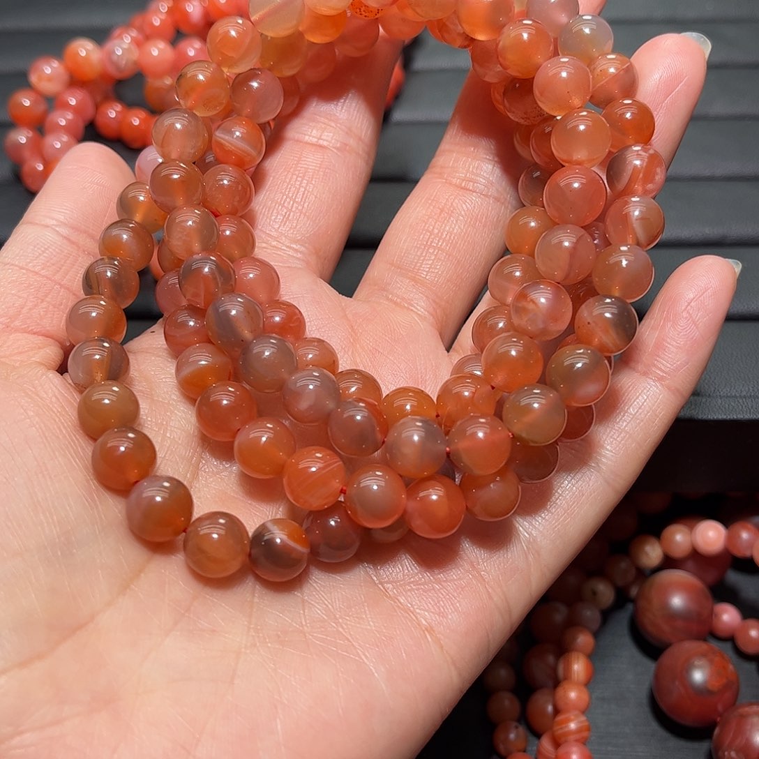 南红玛瑙手链未镶嵌幸****草