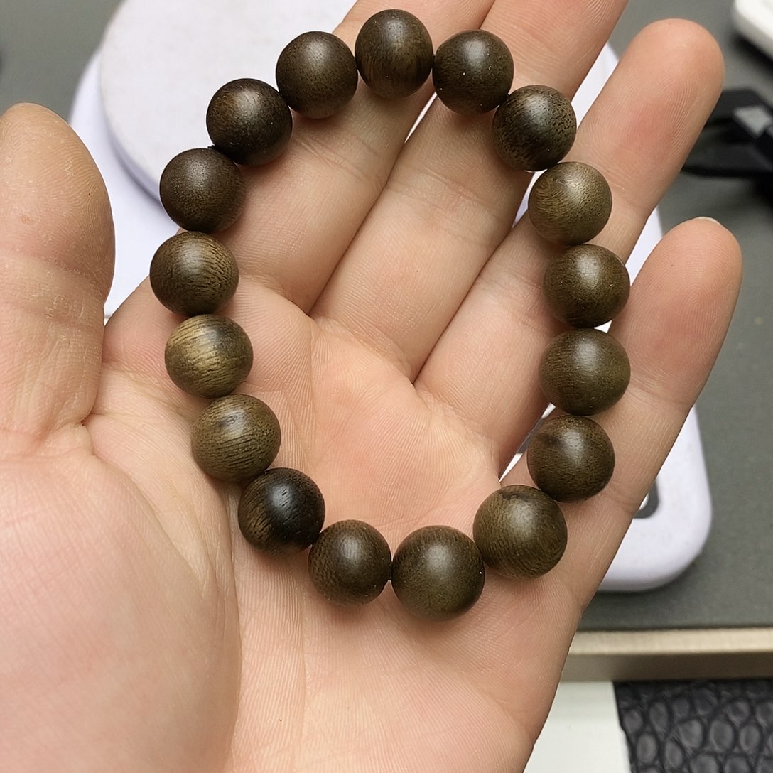 沉香碎屑沉香39昆仑梅格