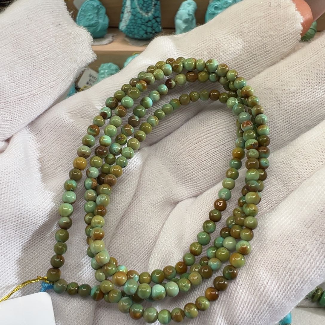 绿松石配饰未镶嵌