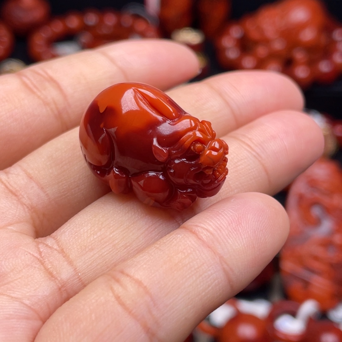 南红玛瑙珠宝奇石未镶嵌吊坠