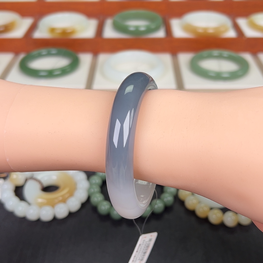 和田玉未镶嵌手镯烟紫57+口