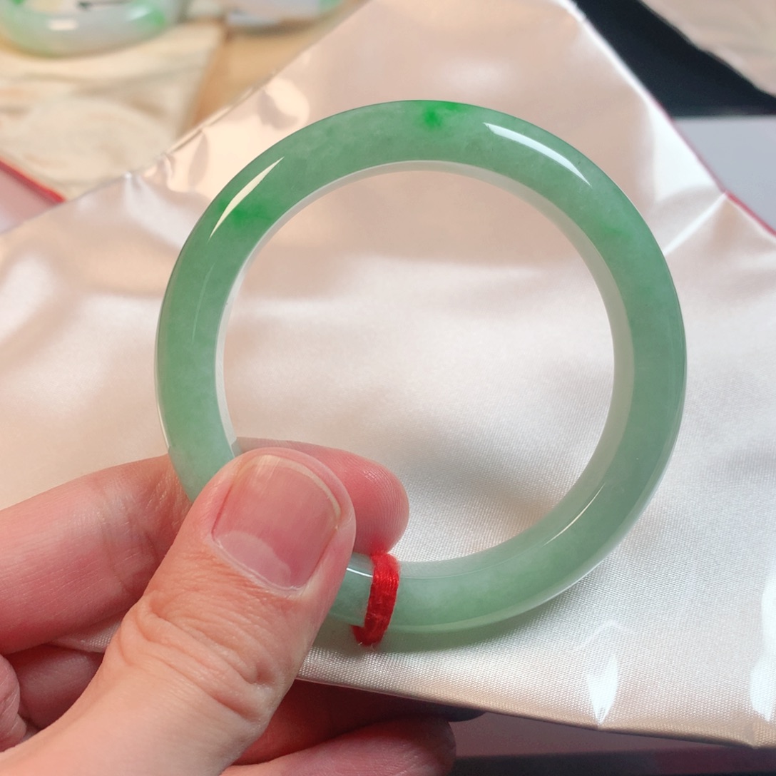 翡翠手镯未镶嵌翡翠手镯1416