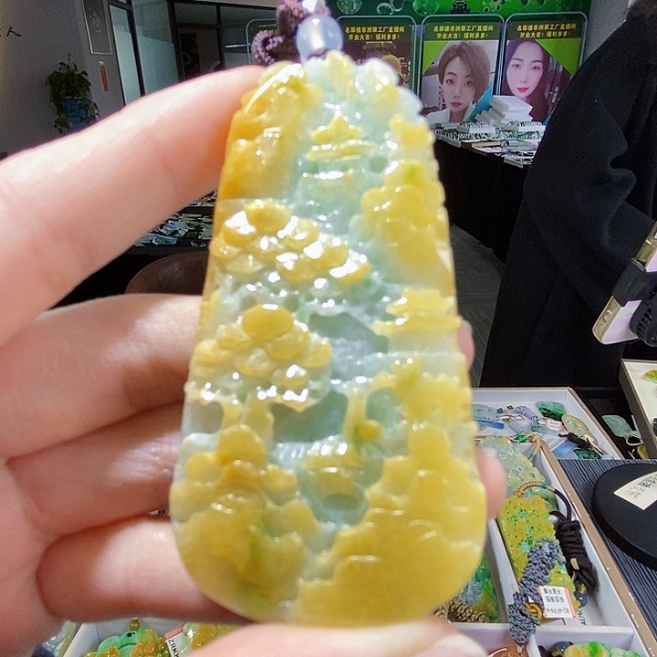 颈饰未镶嵌翡翠翡翠