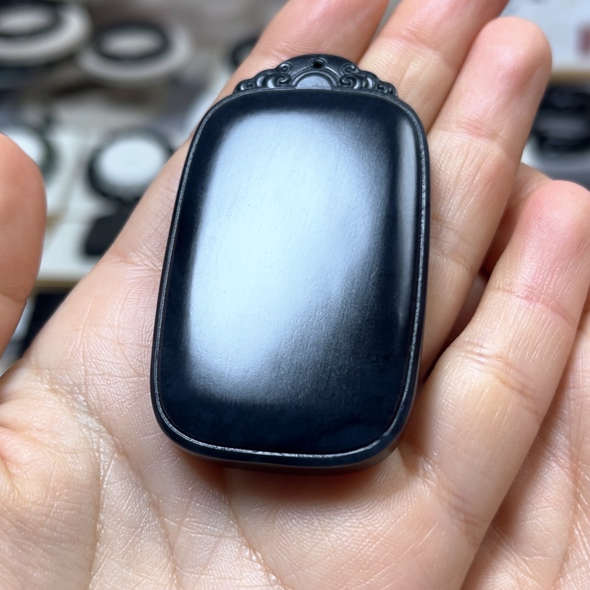 【闪购商品】和田玉（墨玉）46面包60克左右未镶嵌