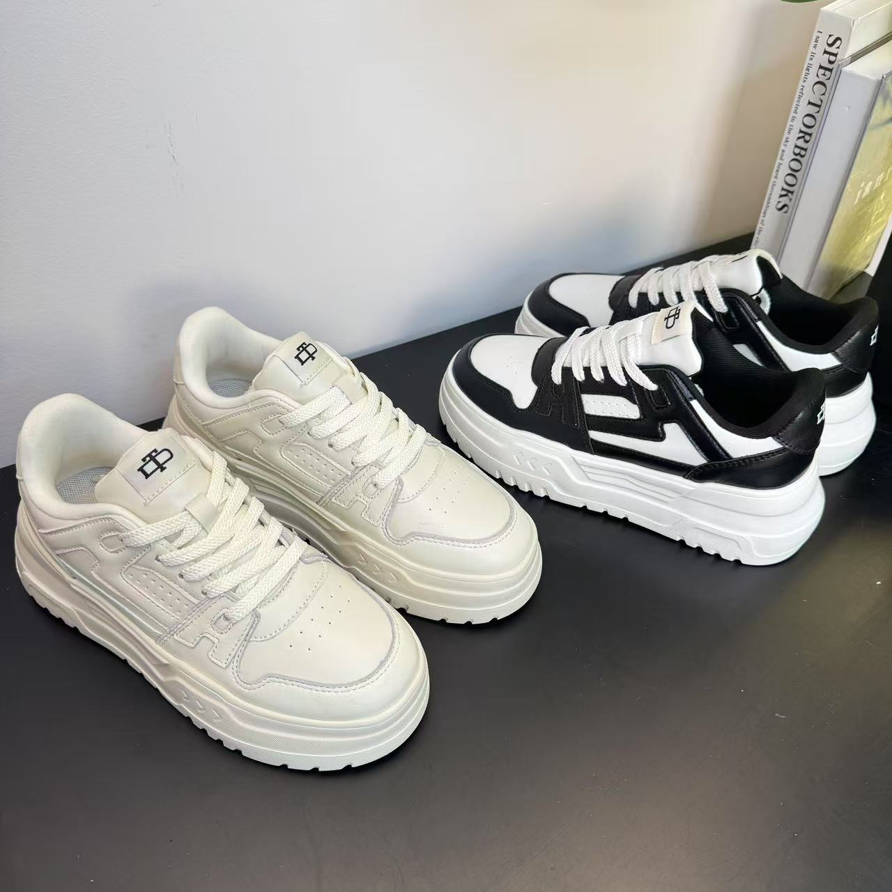 【运费补贴】厚底增高小白鞋轻便休闲熊猫配色运动鞋 1032