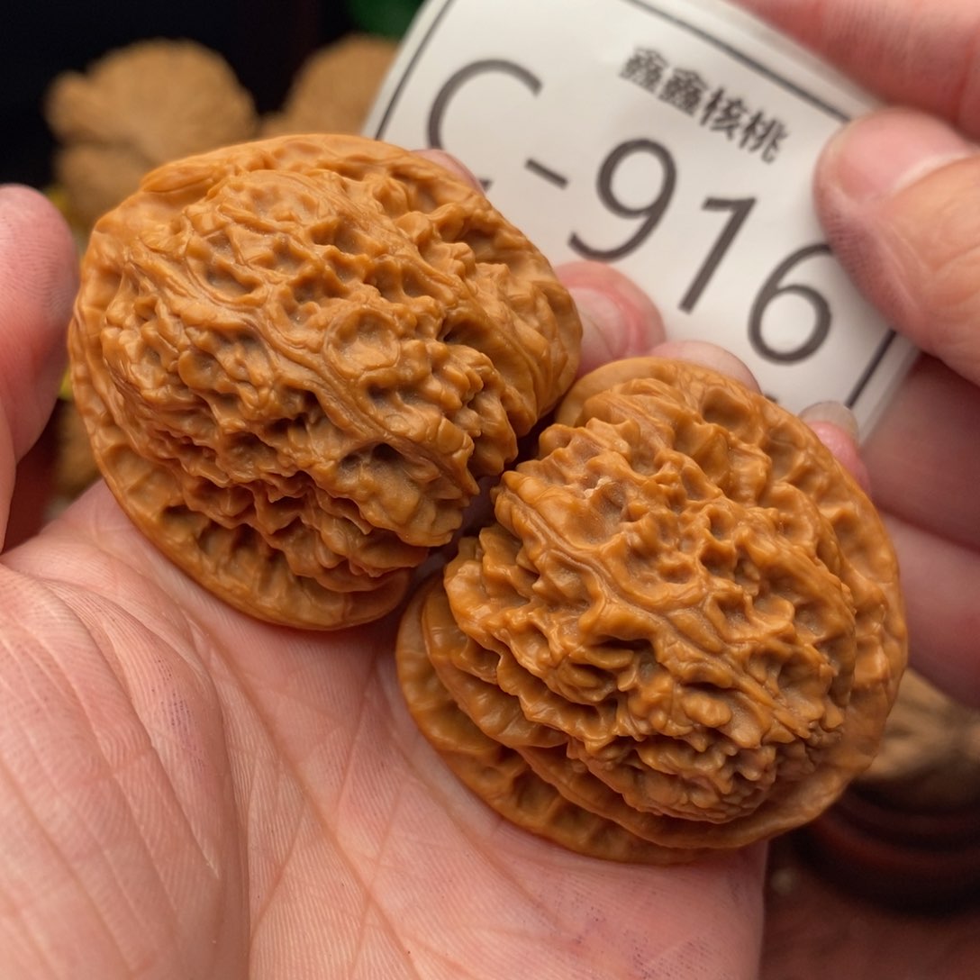 文玩核桃把件南疆39