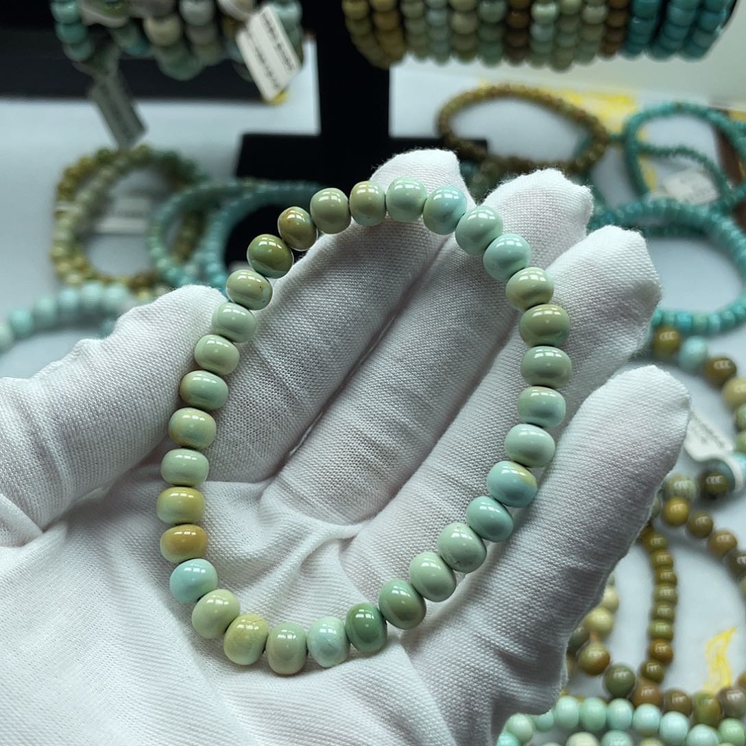 未镶嵌绿松石珠宝奇石