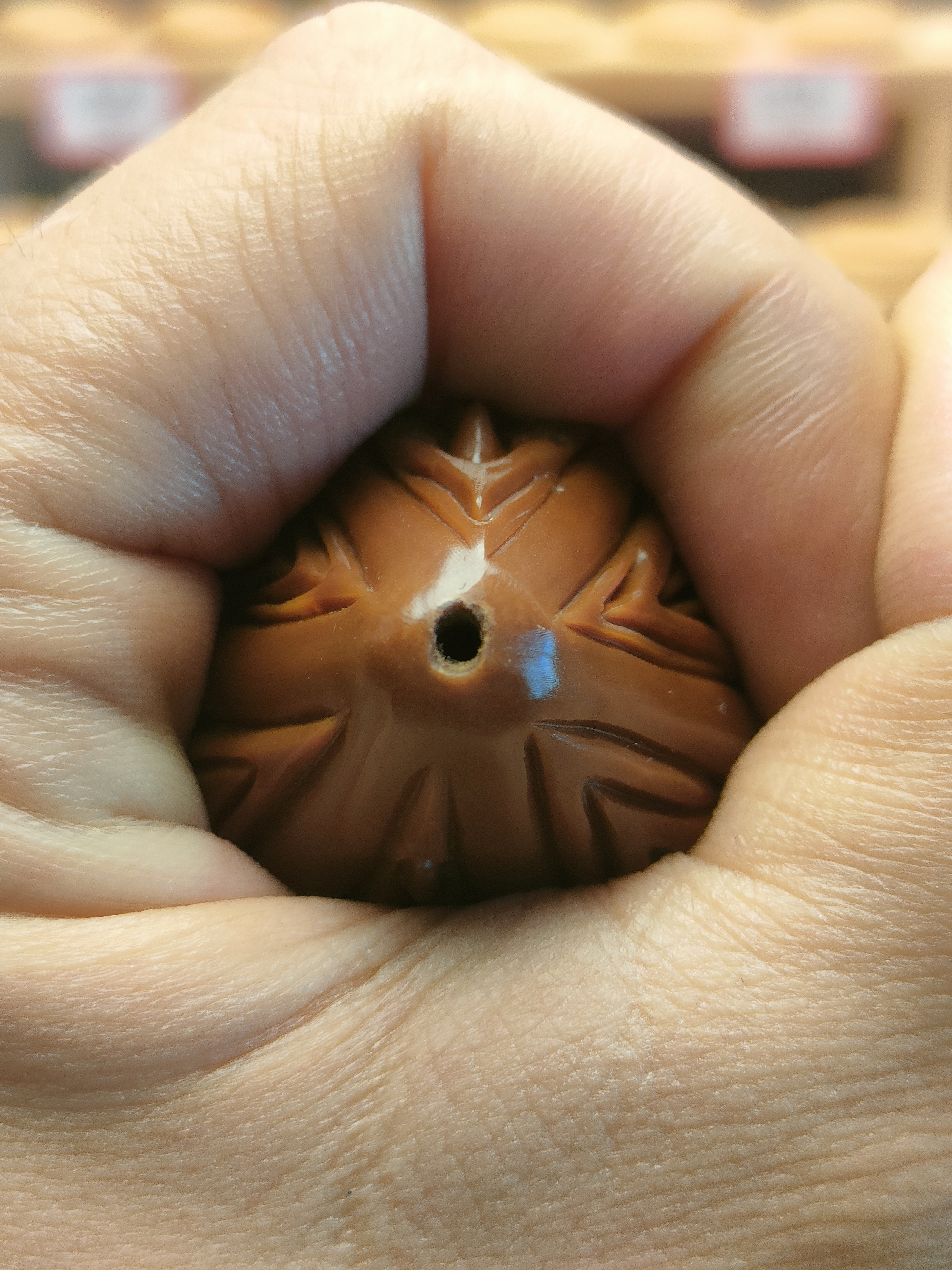 大橄榄六面生命手把件精工雕刻艺术珍品