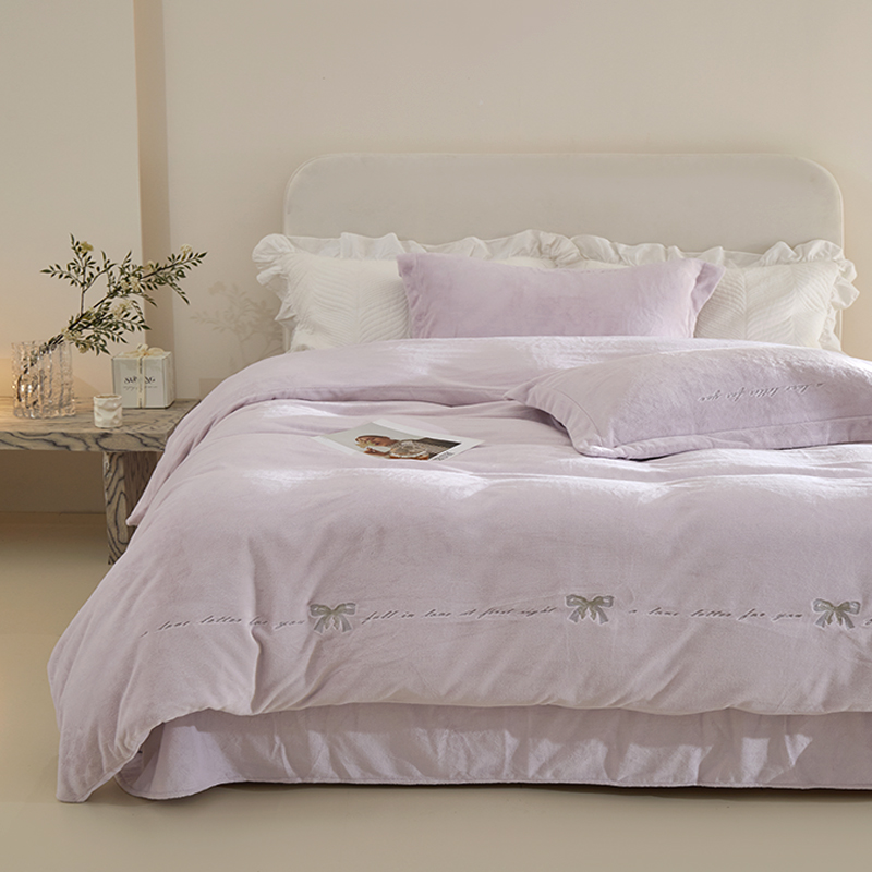 8.6斤柔软棉绒纯色刺绣工艺款秋冬加厚保暖加密牛奶绒四件套绣花