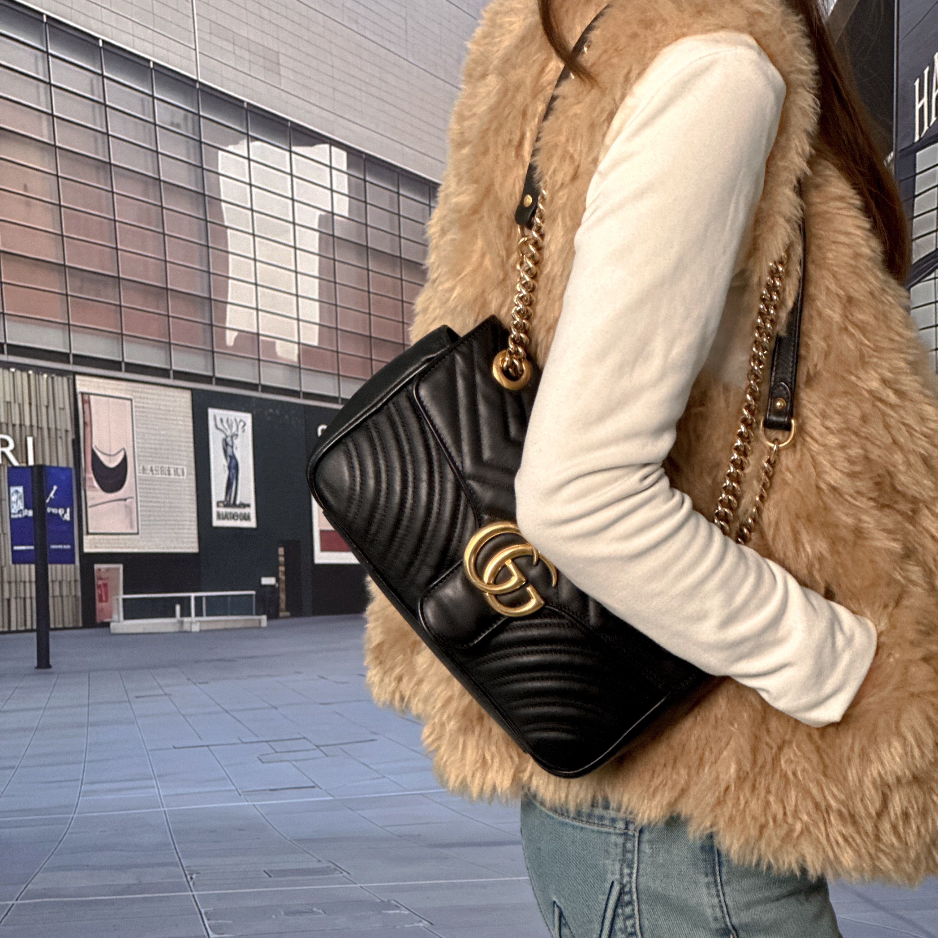 95新 GUCCI/古驰 98新 黑金马蒙26 Anwen 9002