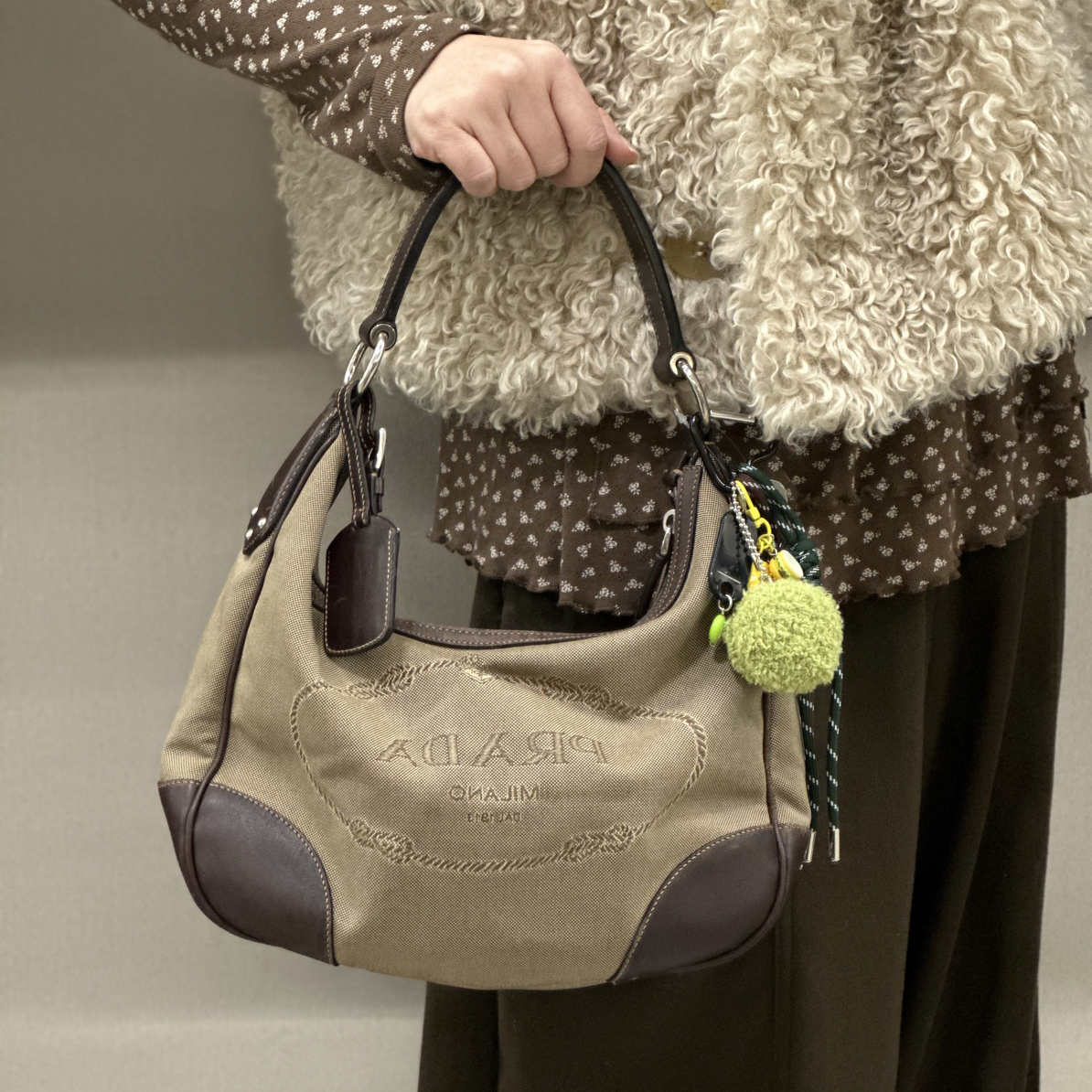 95新 Prada/普拉达 美拉德机车腋下hobo托特包