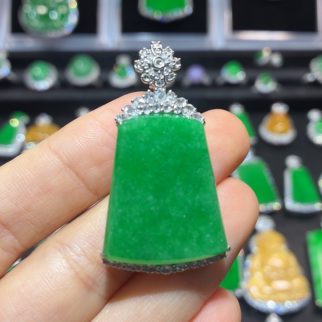 翡翠18K金镶嵌吊坠(不含链)翡翠