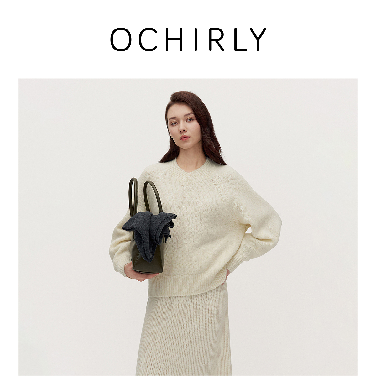 OCHIRLY欧时力羊驼毛羊毛秋冬套头毛衣女V领气质松弛感冬季新品