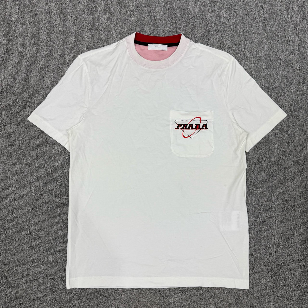 99新 Prada/普拉达 12829529 白色口袋三角标字母logo短袖 S码