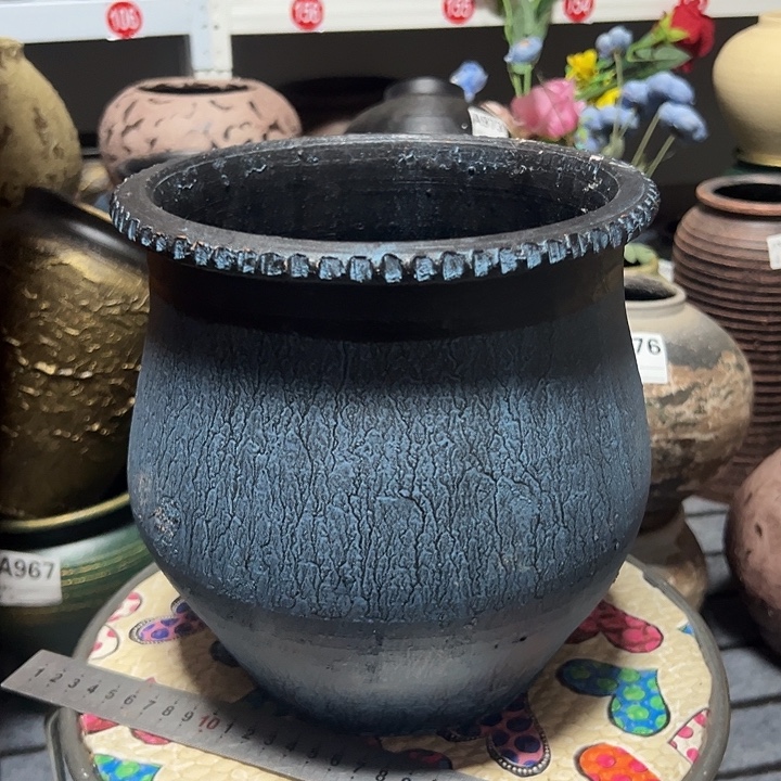 底部有孔高22口20