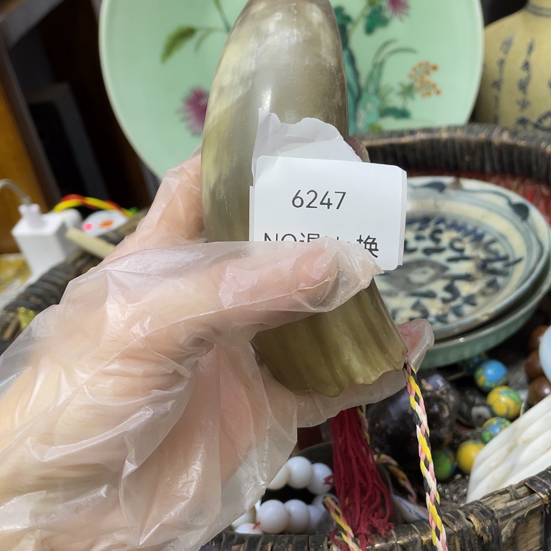 九***视瓷片6247号工艺品