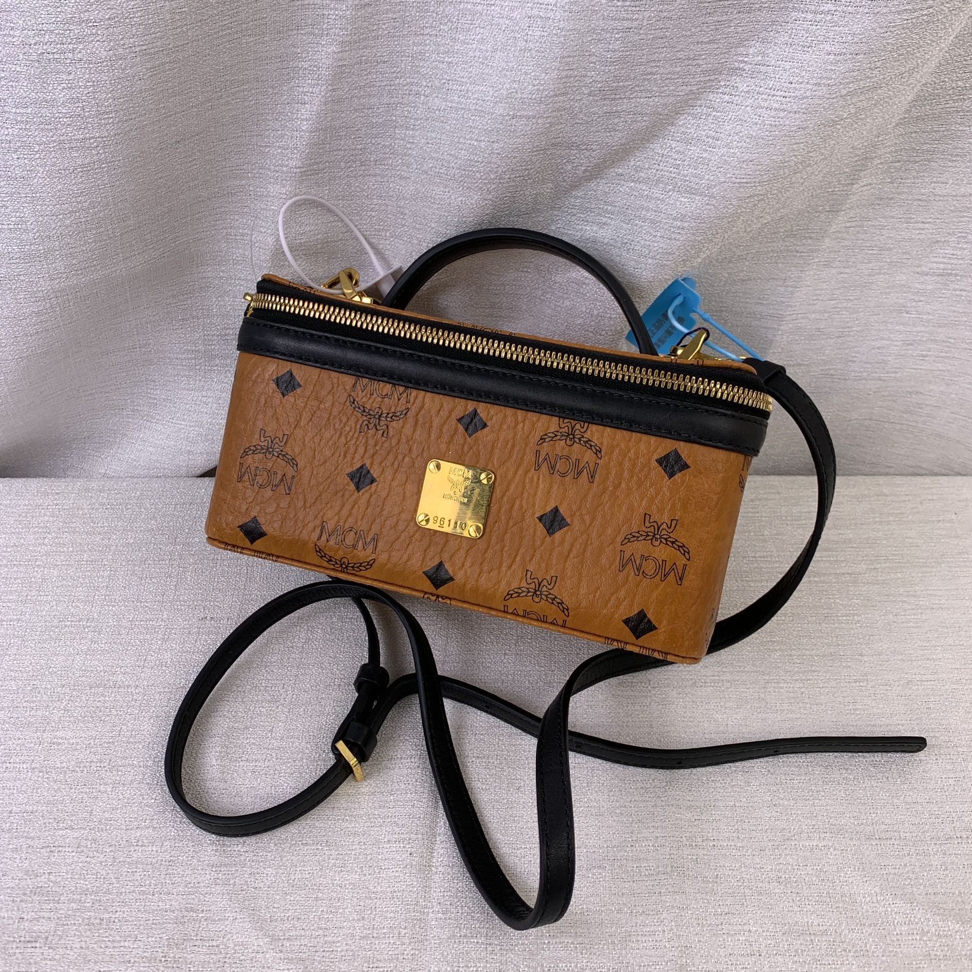 95新 MCM 干邑色盒子包/EE11707007/7007