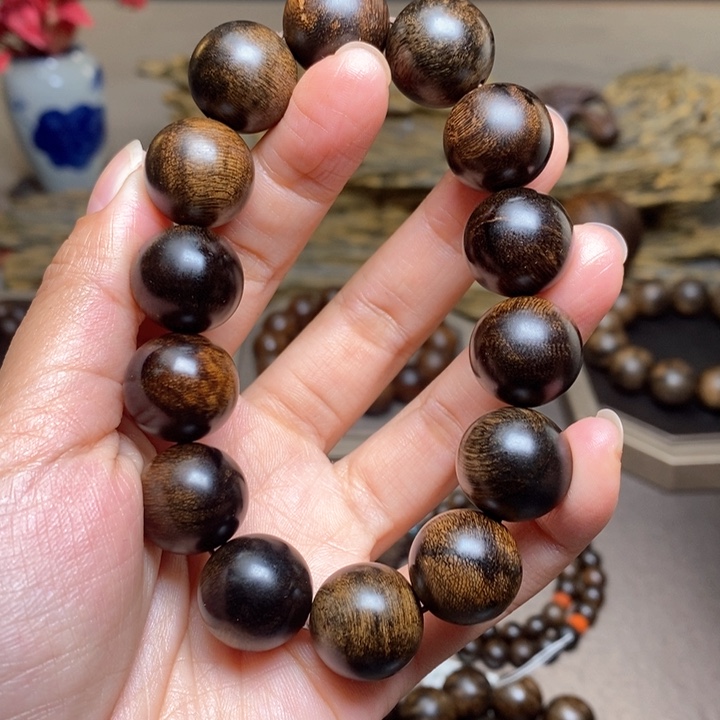 沉香手串越南芽庄瘤疤黄棋楠 1.6