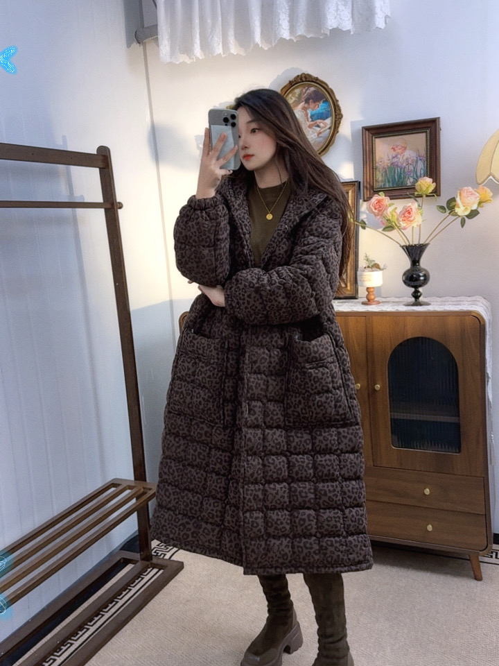 2025新款冬季棉衣女生保暖夹棉加厚外套棉袄宽松气质设计感家居服