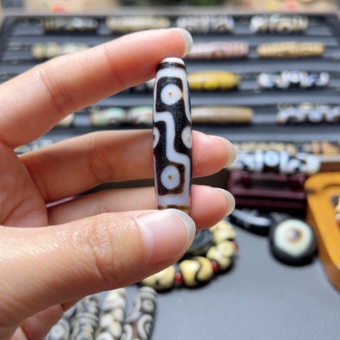 玛瑙/玉髓颈饰未镶嵌自*人