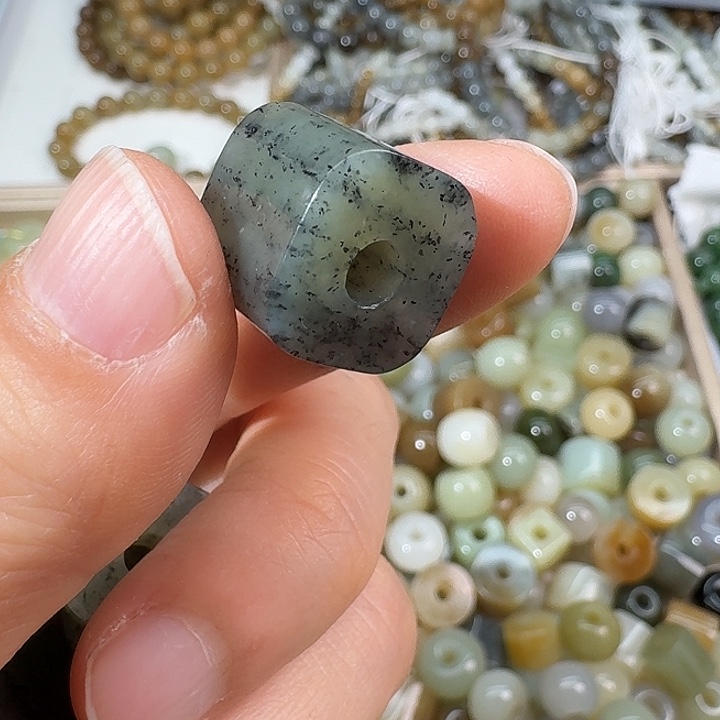 和田玉未镶嵌颈饰1114