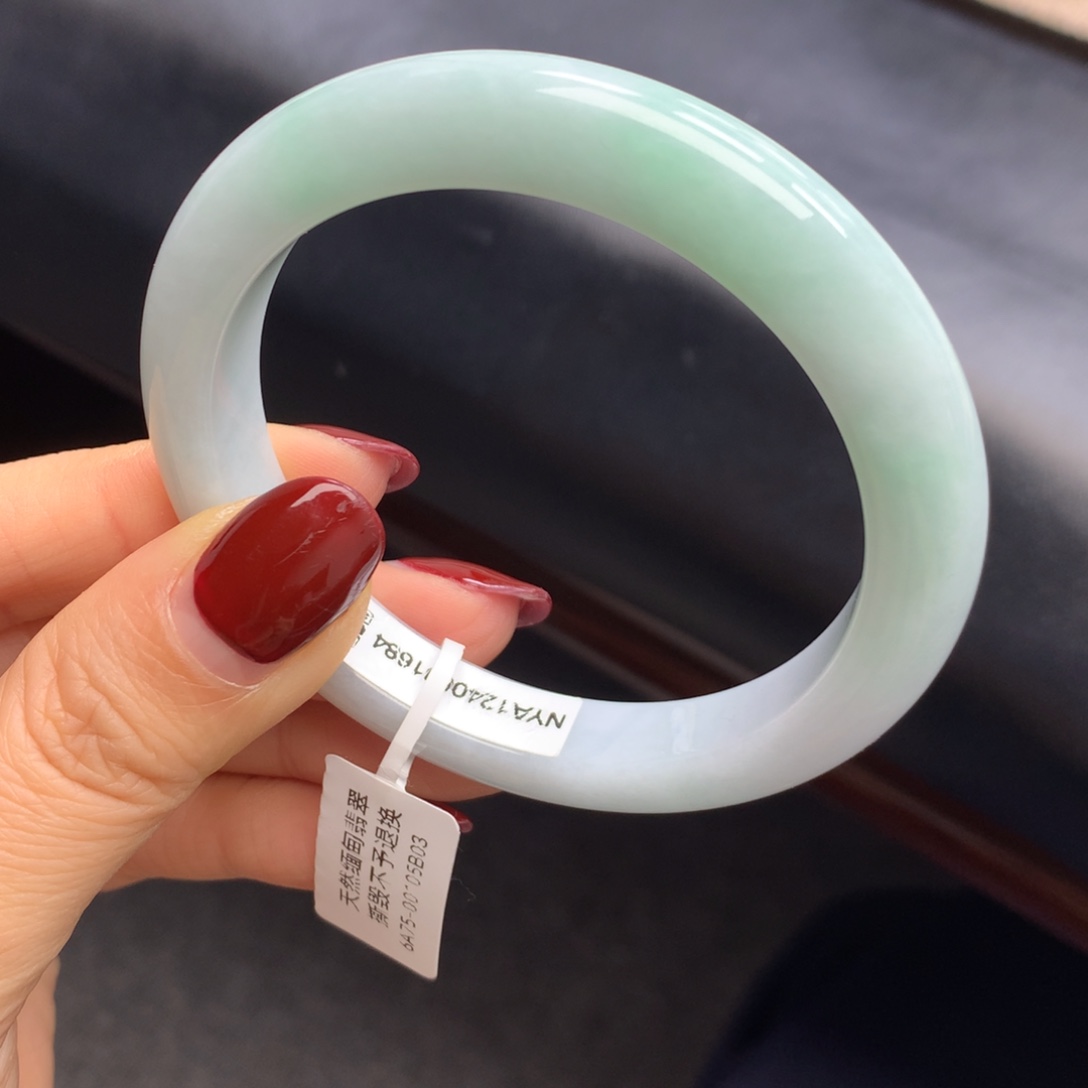 翡翠未镶嵌手镯正