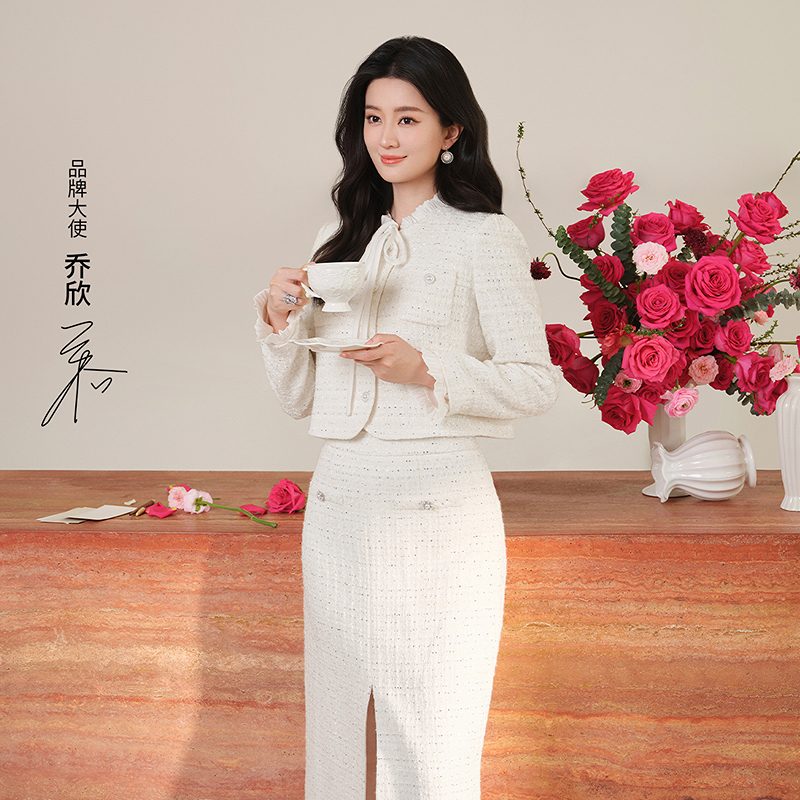【乔欣同款】珂莱蒂尔亮片绣香风羊毛呢短外套可拆领边女KB00637V1