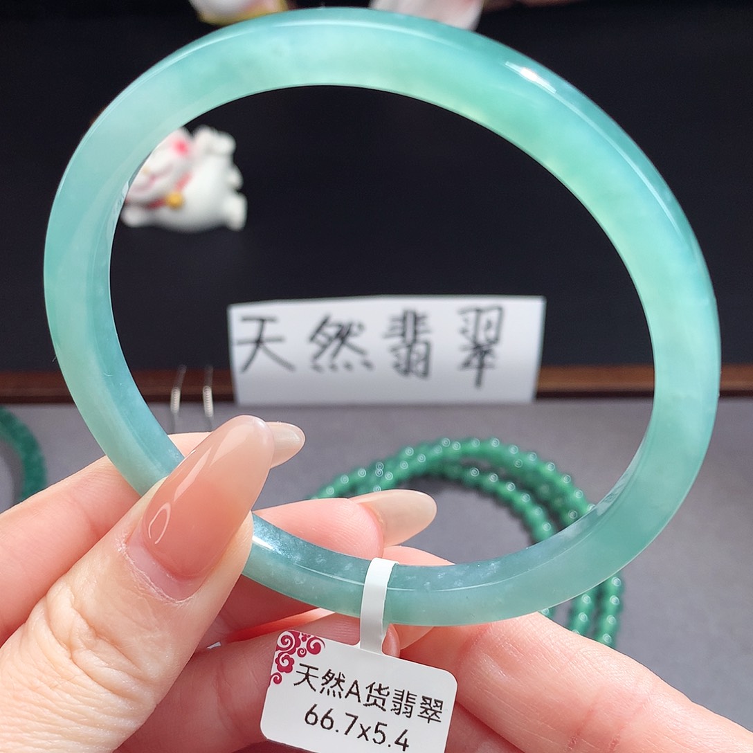 翡翠手镯（圆镯）未镶嵌程***