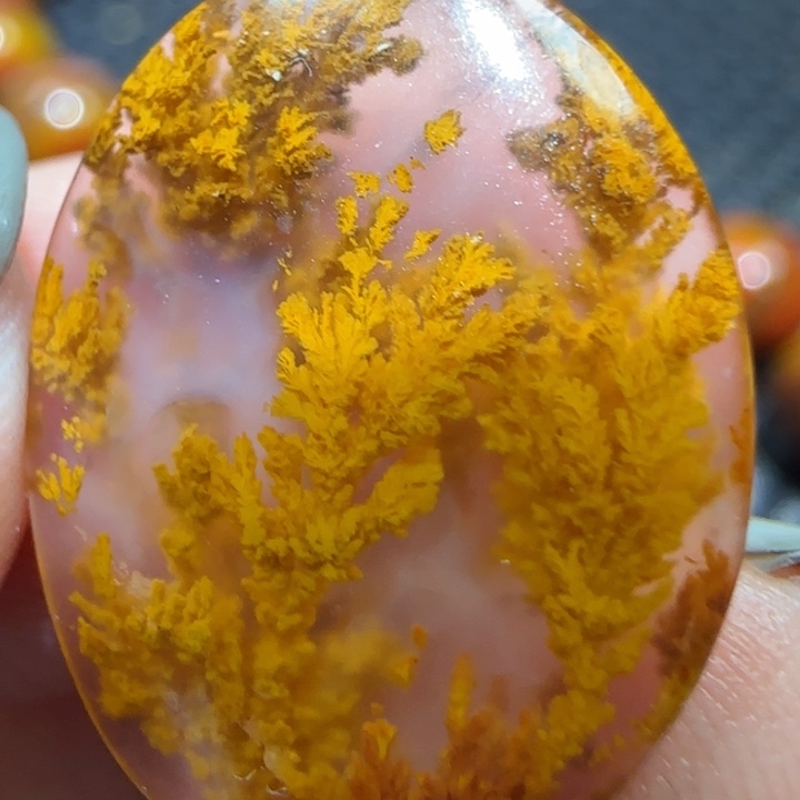 活***动玛瑙/玉髓未镶嵌吊坠