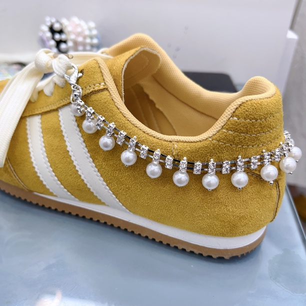 C981高级猪猪流苏鞋挂