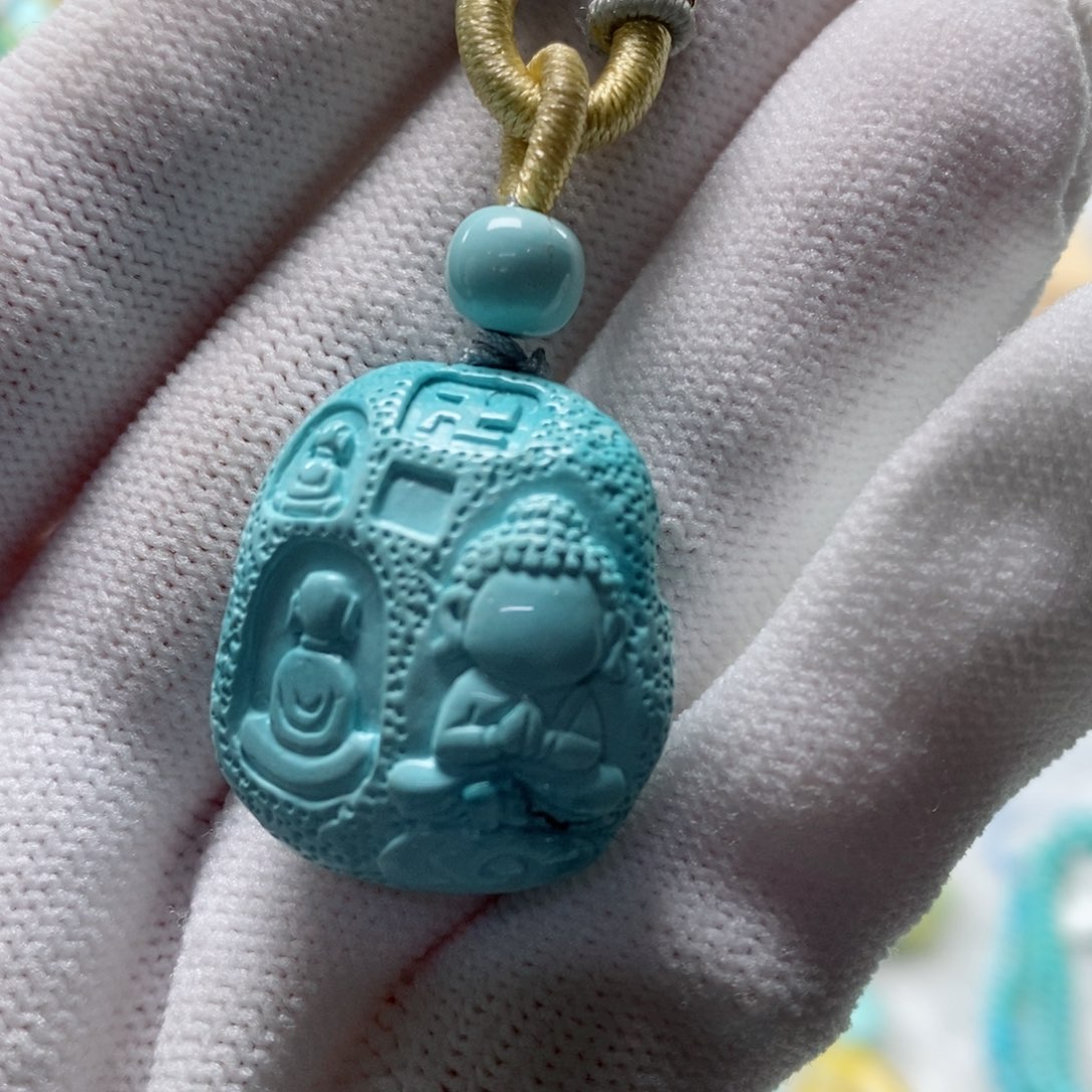 绿松石颈饰未镶嵌