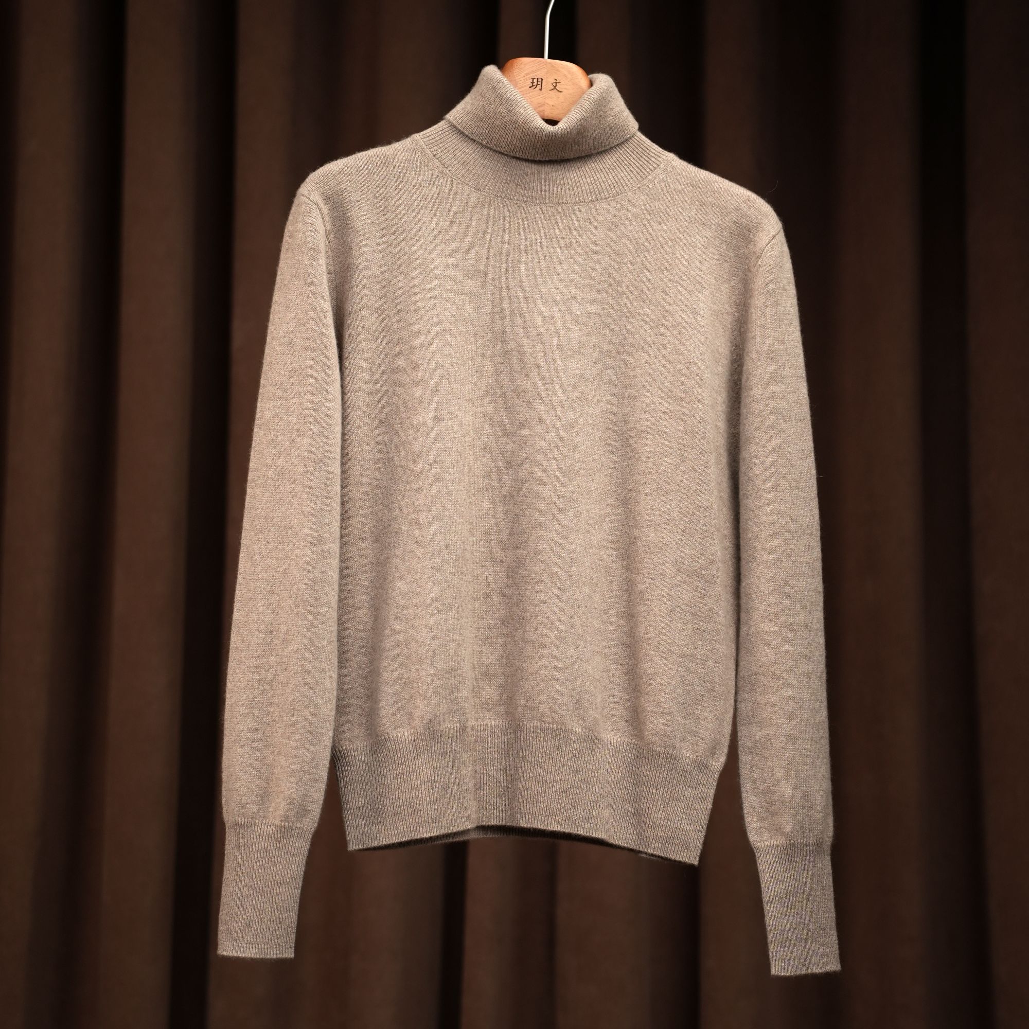YUEWEN玥文 100%山羊绒2025新款翻领基础款套头衫冬季保暖女