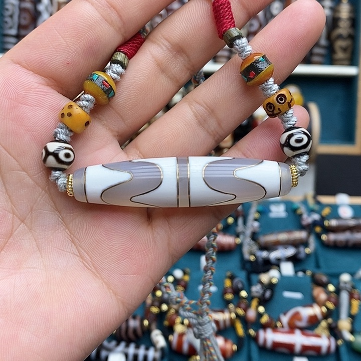 玛瑙/玉髓颈饰合金