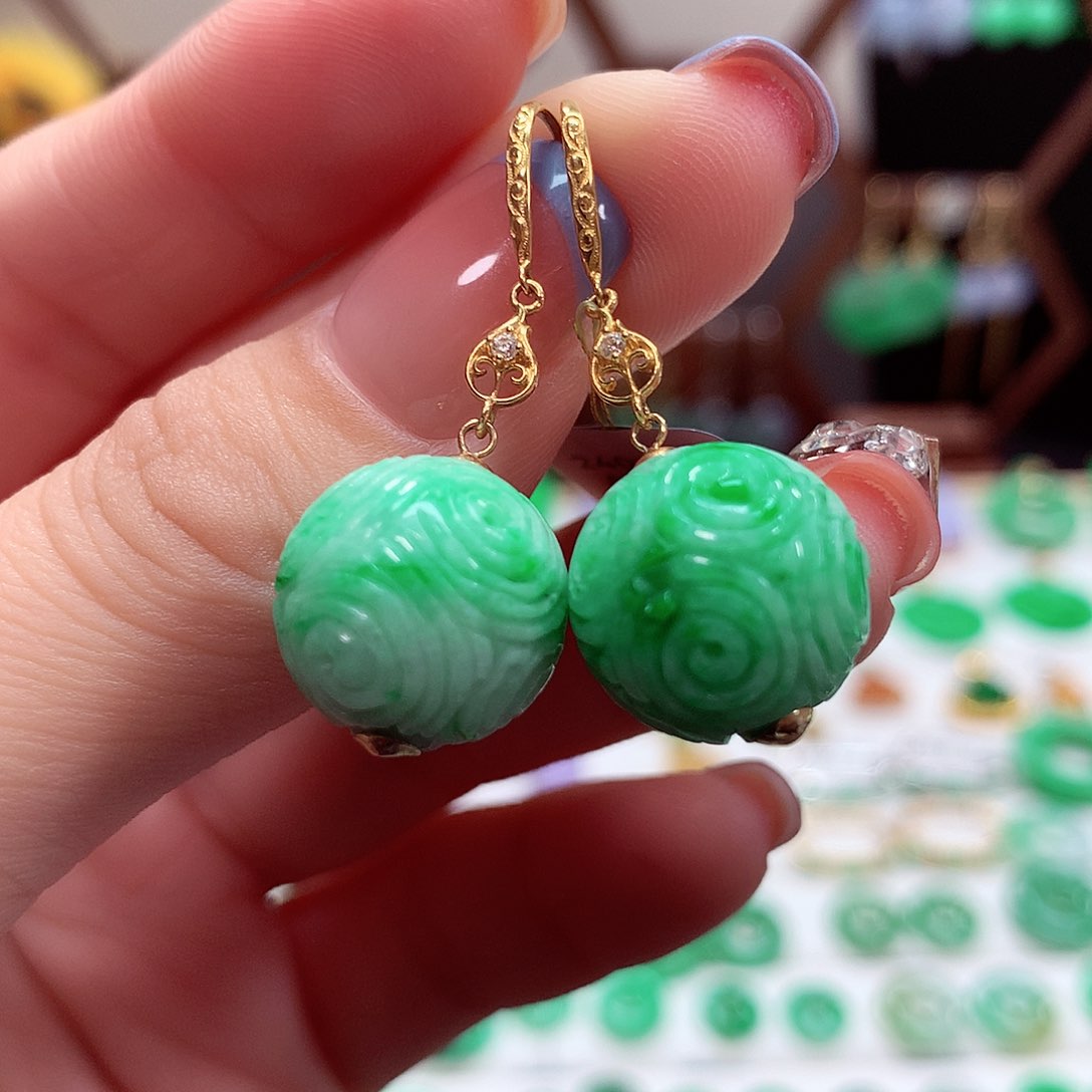 翡翠耳饰18K金镶嵌天然翡翠