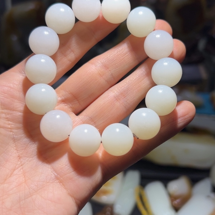 和田玉（白玉）车挂未镶嵌令*