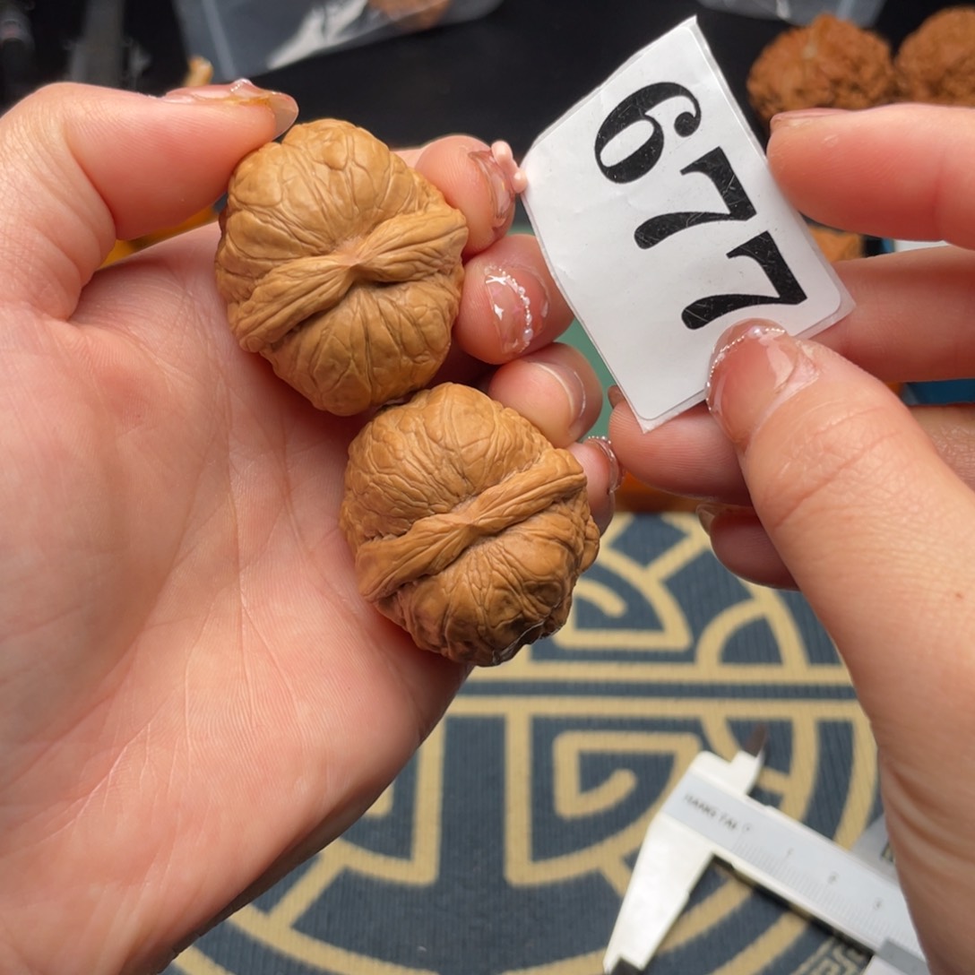 文玩核桃吊坠37玉蝉677号