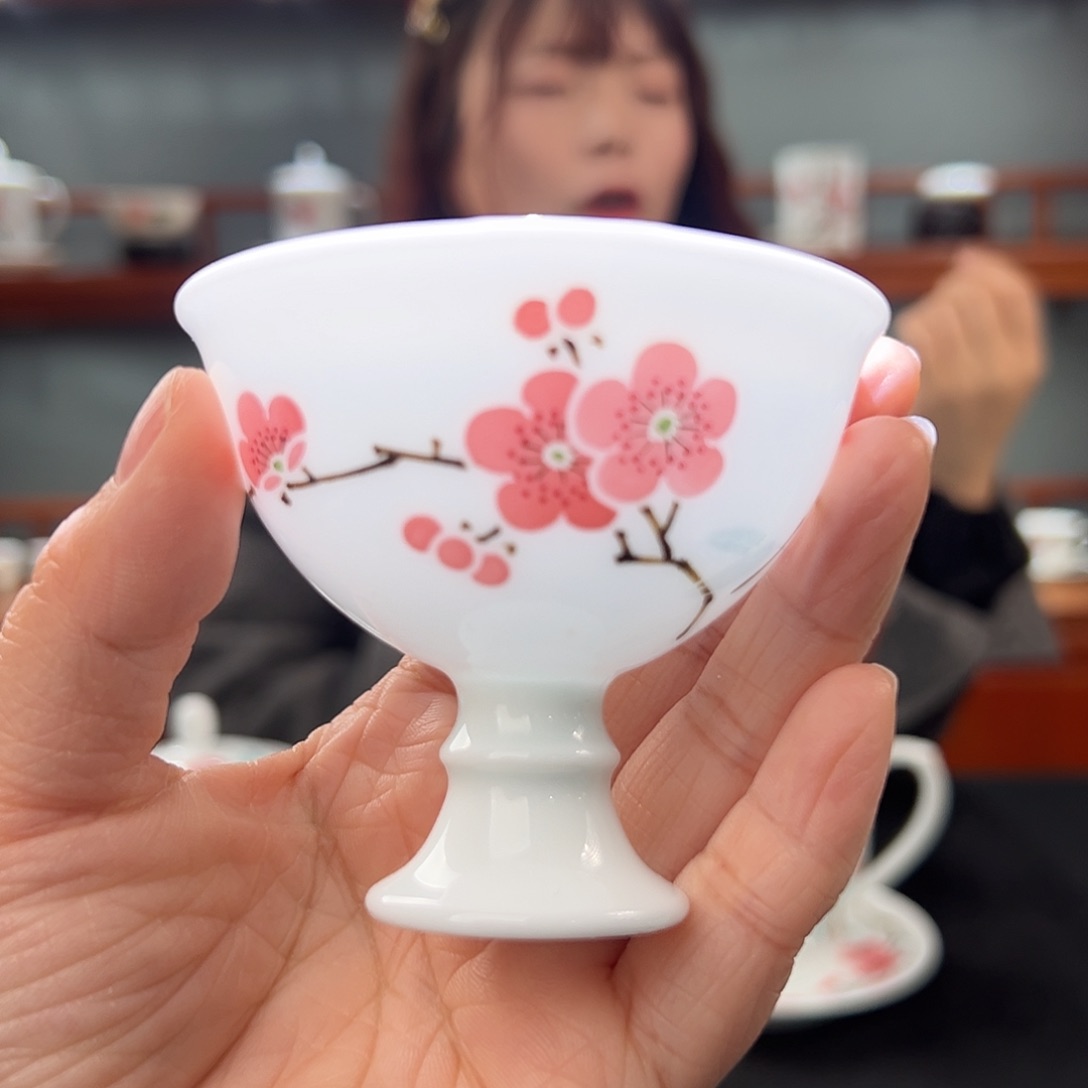 翠竹红梅高脚杯杯