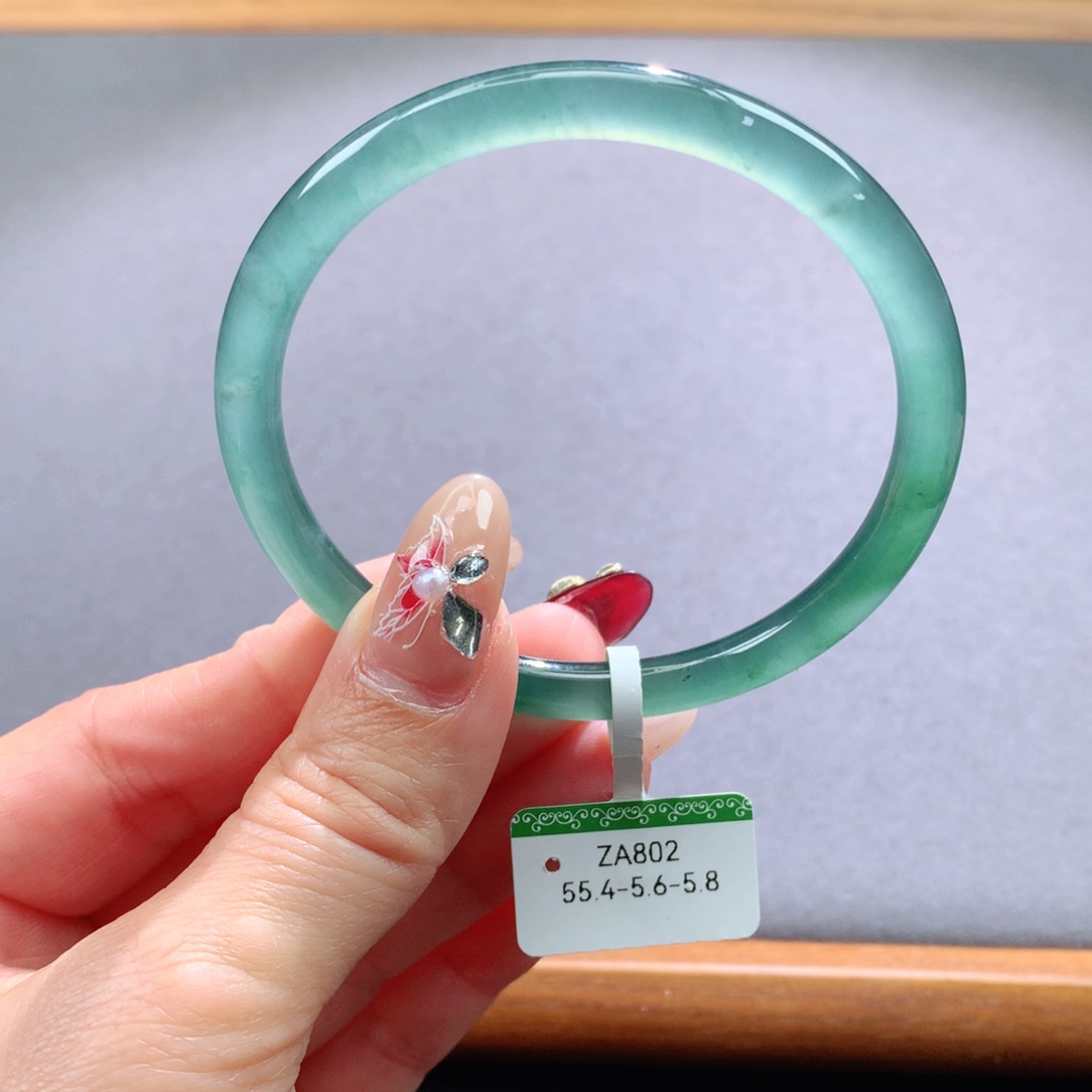 翡翠手镯未镶嵌天然翡翠手镯叮当镯