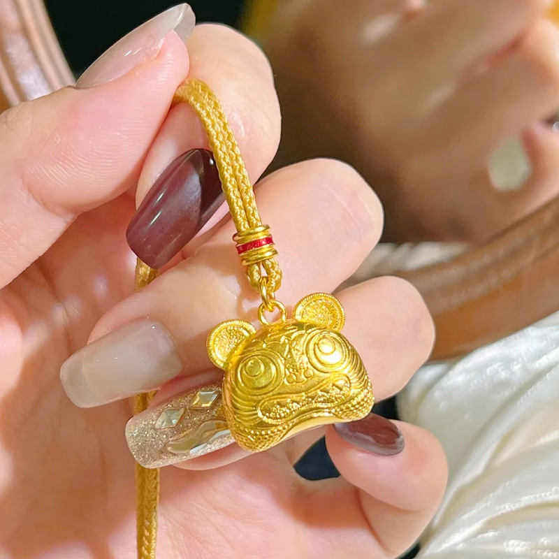 足金999卡通布老虎吊坠小老虎帽黄金挂坠项链虎年生肖挂绳520送礼