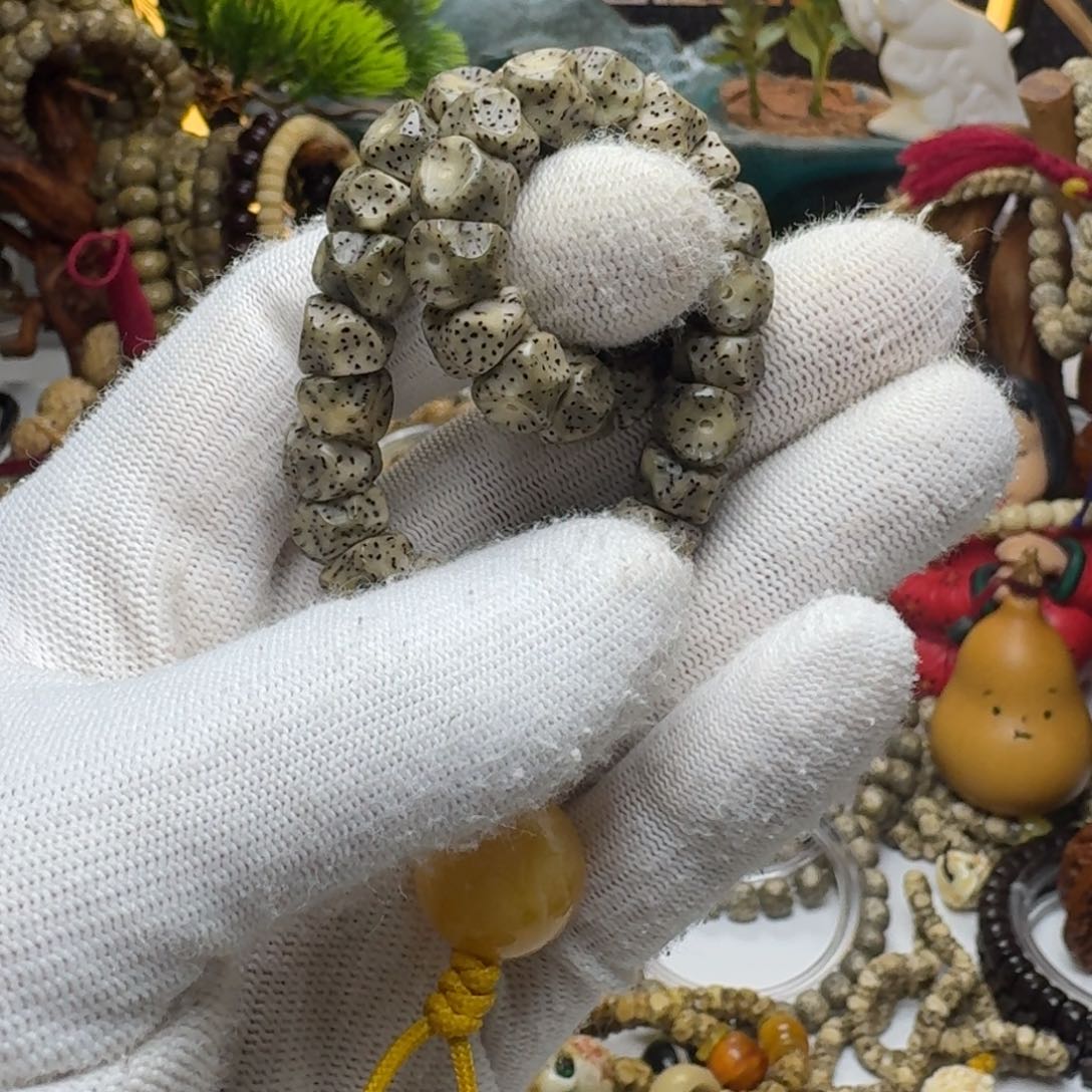 星月菩提手串9号车尺寸10石玉大肠手持