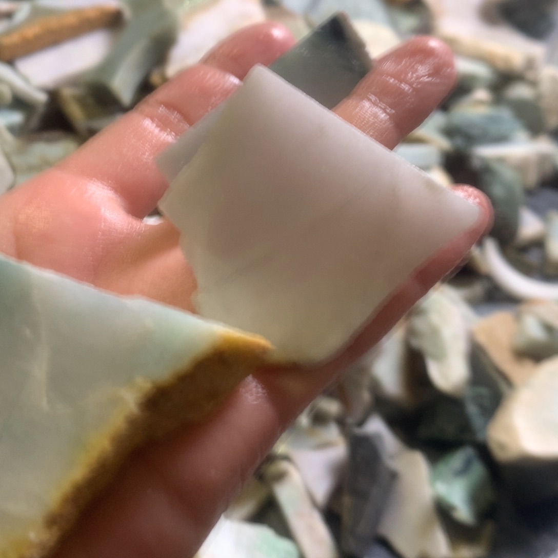 翡翠颈饰未镶嵌缅甸翡翠