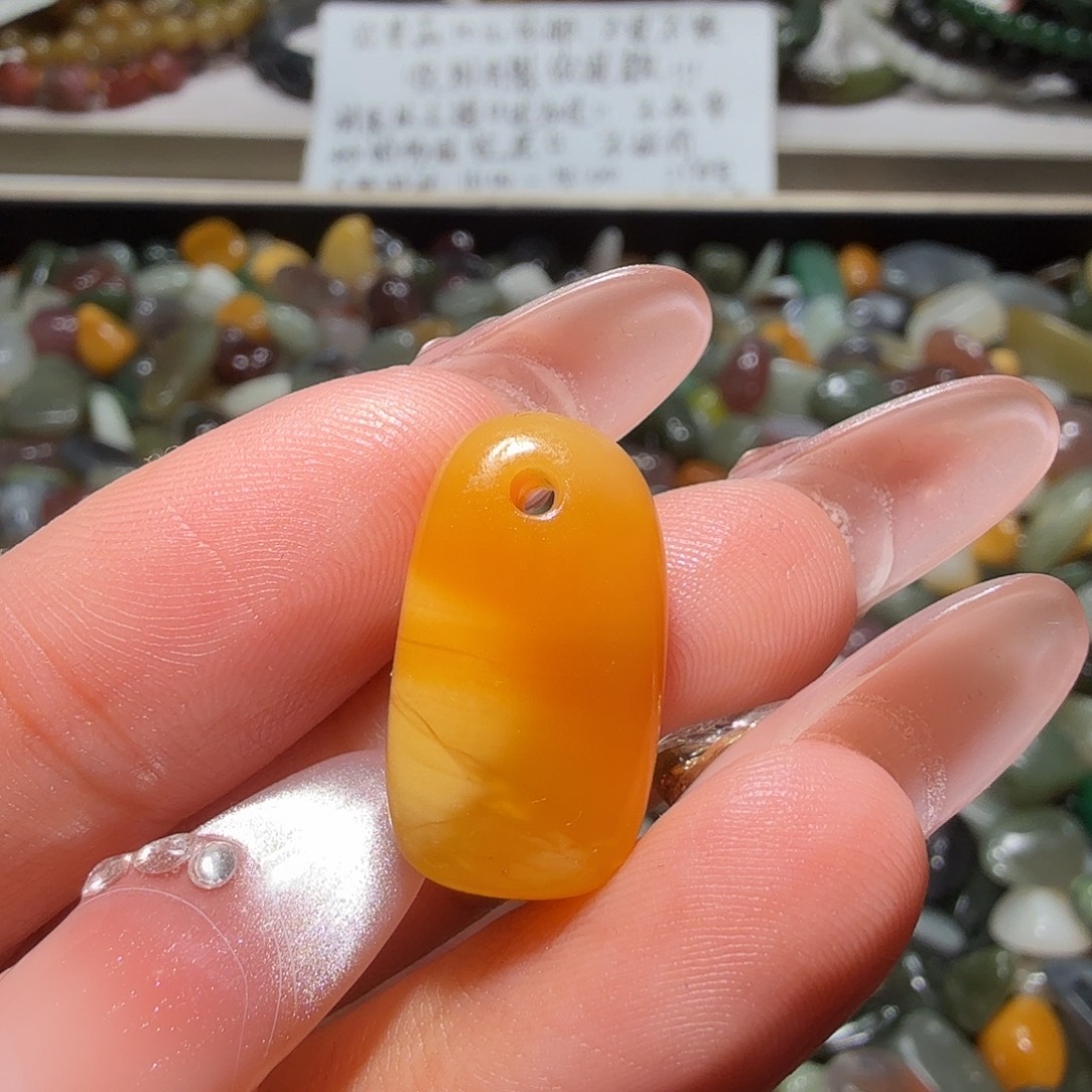 和田玉未镶嵌珠宝奇石