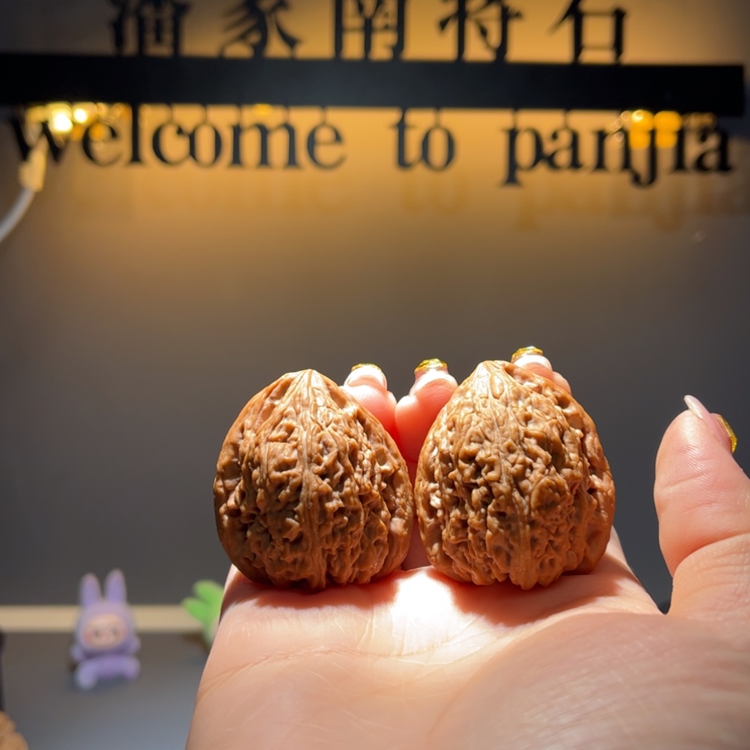 C***E文玩核桃吊坠南将