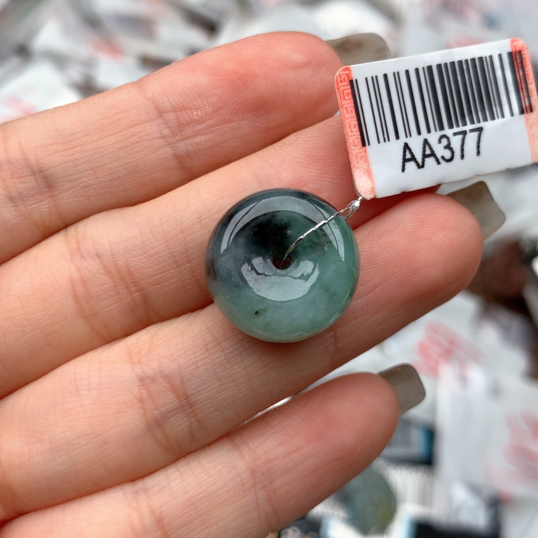 未镶嵌挂件翡翠….