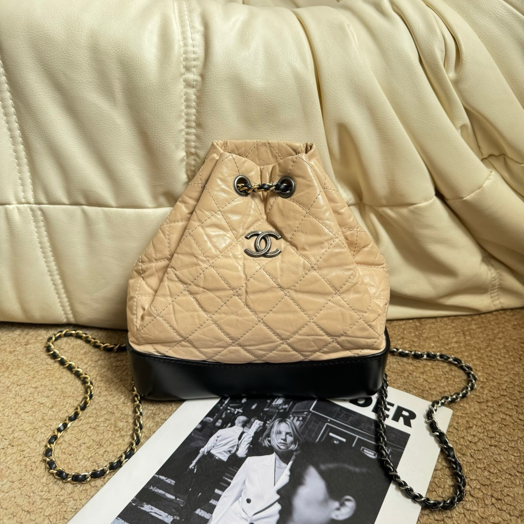 95新 Chanel/香奈儿 fl66奶茶色牛皮流浪双肩小号632731204