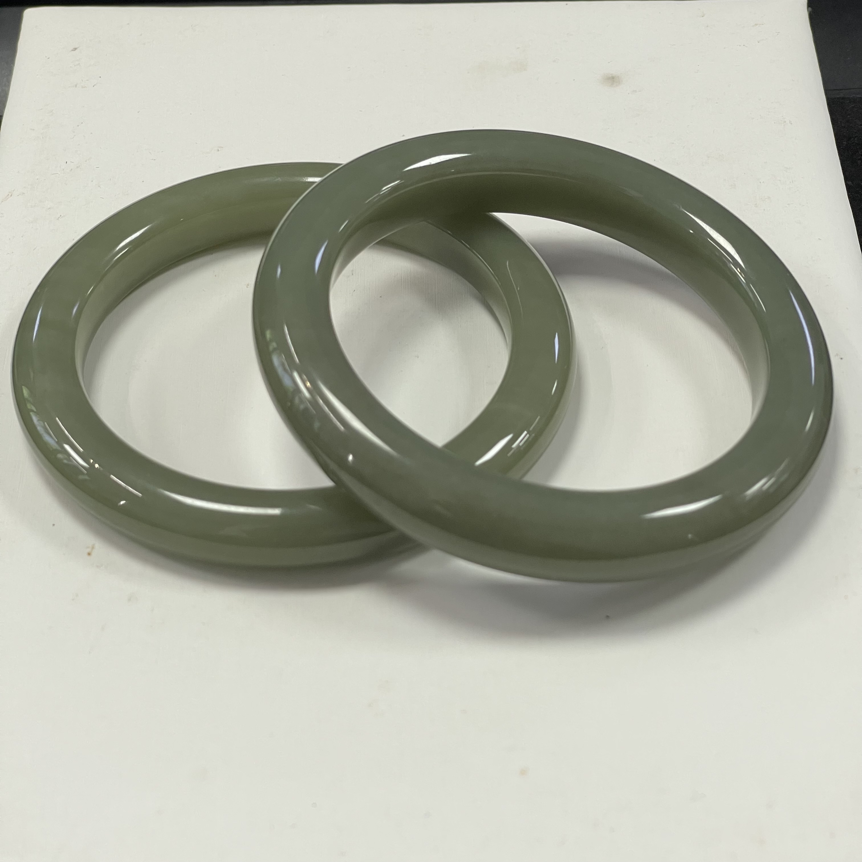 【老郑家】和田玉手镯一支(多样性发1件) Z0372