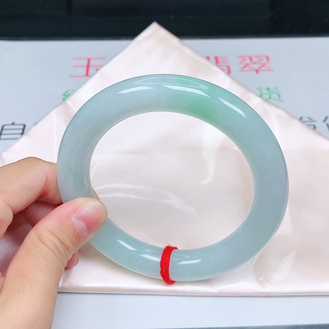 未镶嵌手镯（圆镯）翡翠甜绿胖圆19