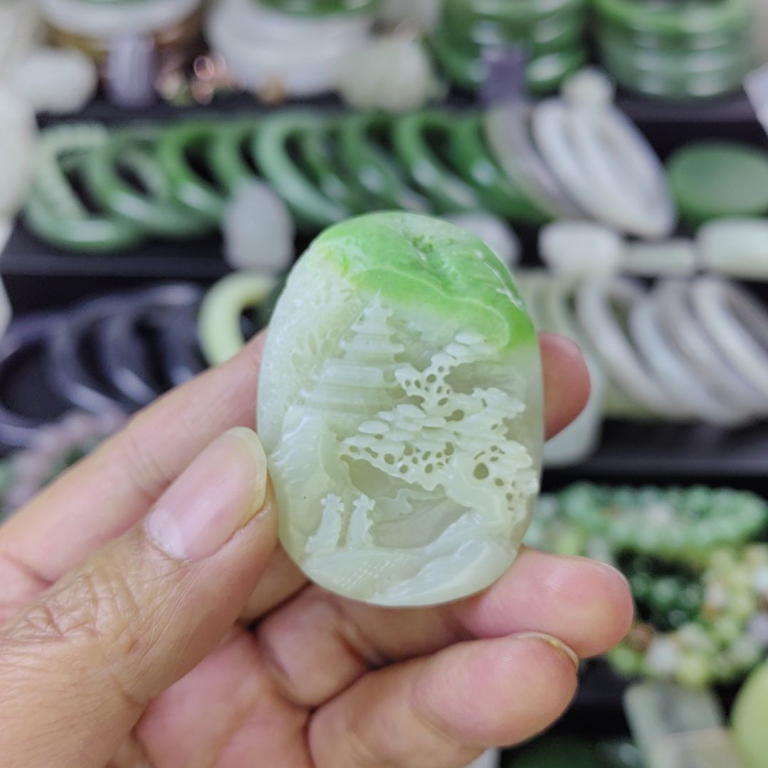 和田玉颈饰未镶嵌